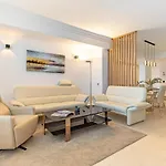 Stylish 2bed Magna شقة ماربيا