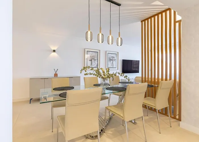 Stylish 2bed Magna Apartment
