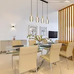 Stylish 2bed Magna Appartement