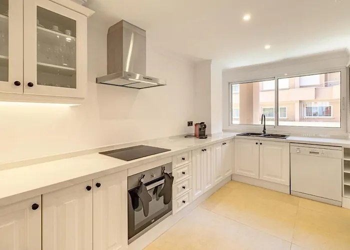 شقة Stylish 2bed Magna ماربيا